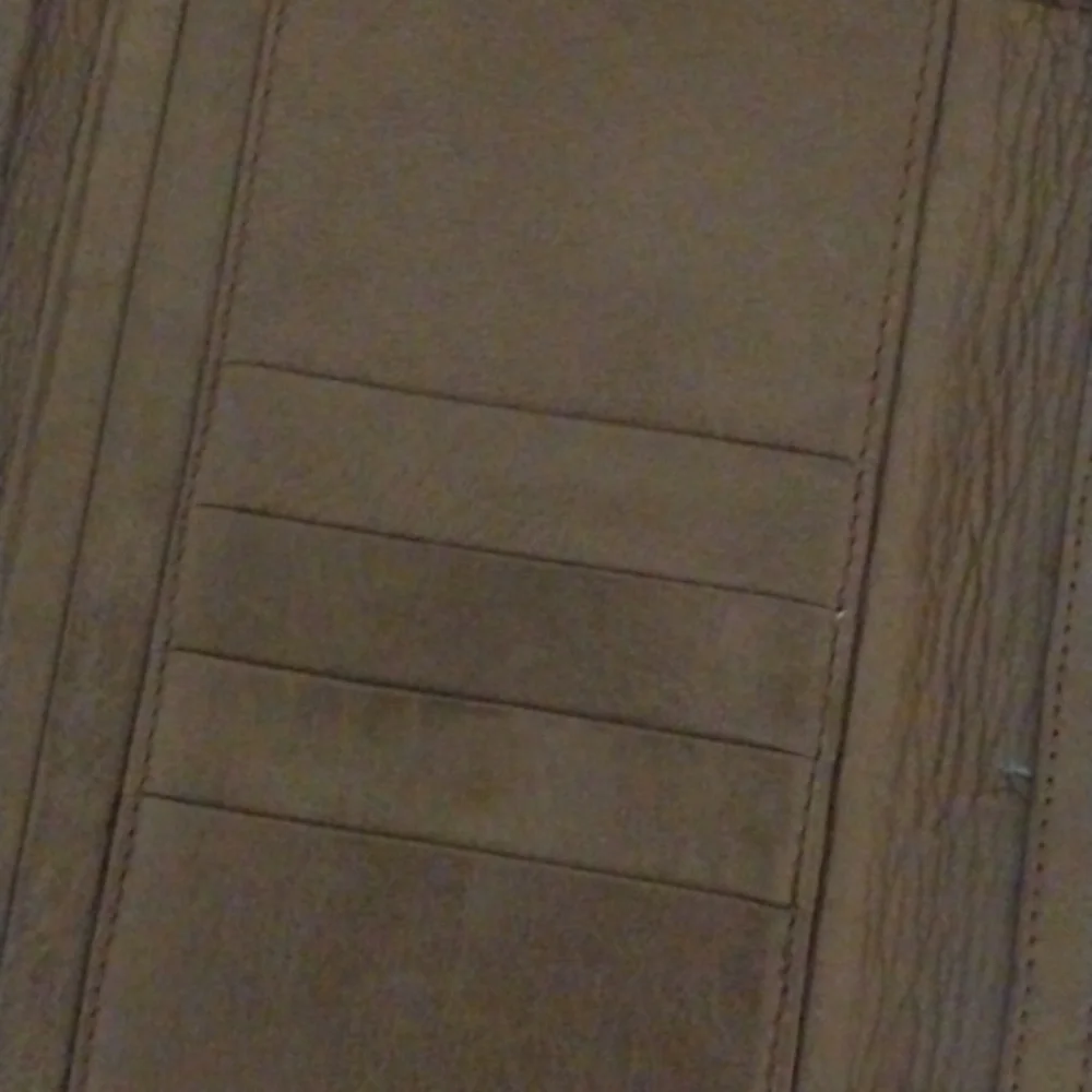 Dior wallet